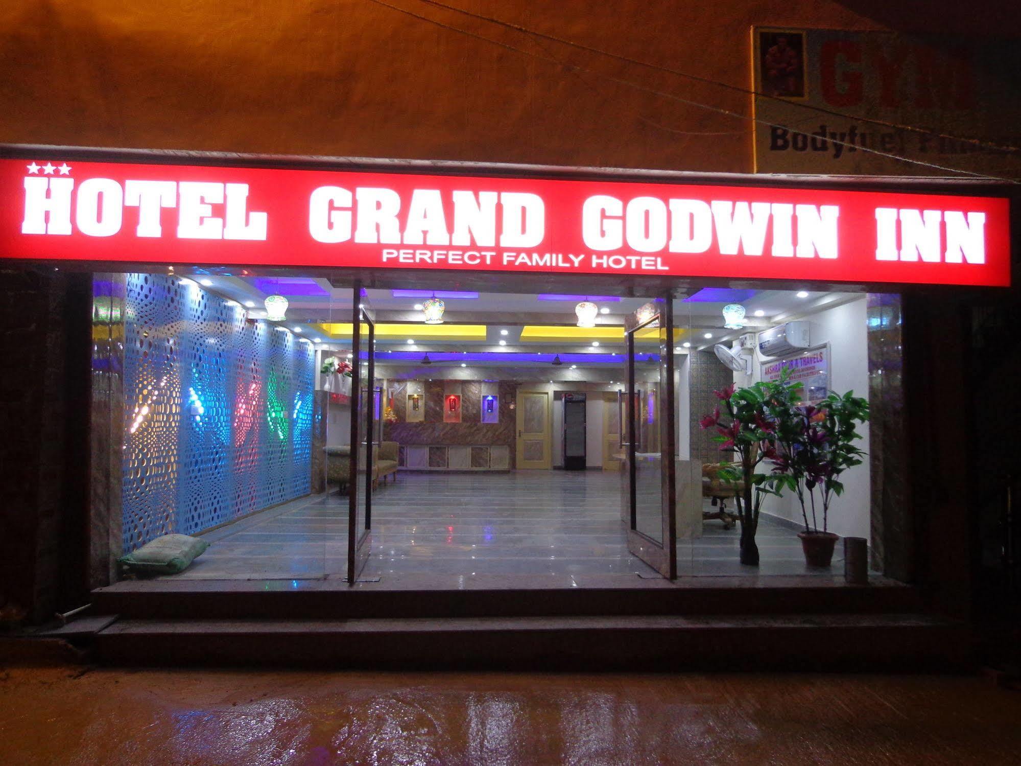 Grand Godwin Inn Samalkha Exterior photo